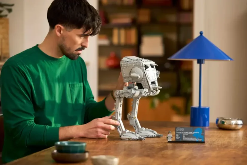 LEGO® Star Wars™ 75417 Chodec AT-ST™