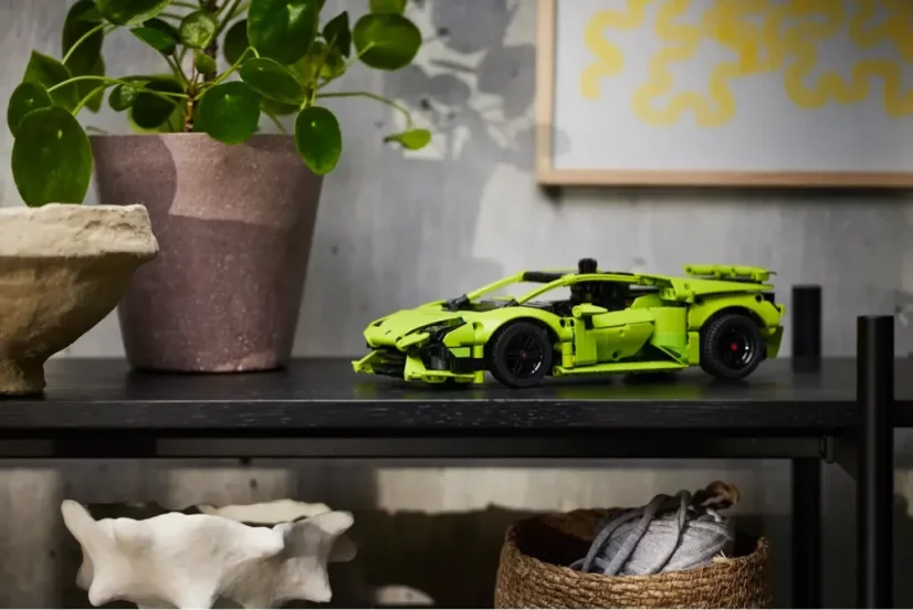 LEGO® Technic 42161 Lamborghini Huracán Tecnica