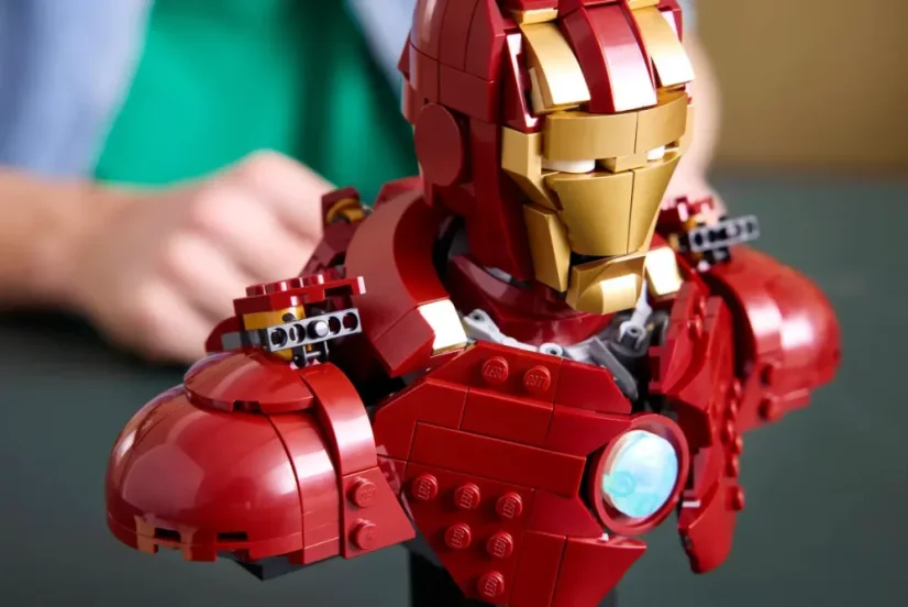 LEGO® Marvel 76327 Busta Iron Man MK4