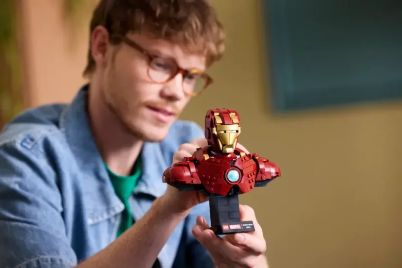 LEGO® Marvel 76327 Busta Iron Man MK4