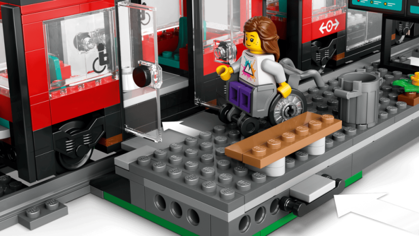 LEGO® City 60423 Električka a zastávka v centre mesta