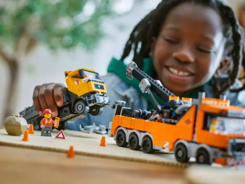 LEGO® City 60467 Výkonný vyprošťovací odtahový vůz s jeřábem