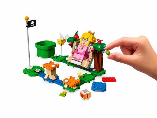 LEGO® Super Mario™ 71403 Adventures with Peach Starter Course