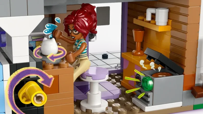 LEGO® Friends 42670 Apartmány a obchody v městečku Heartlake