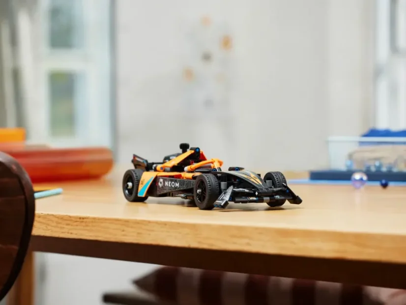 LEGO® Technic 42169 NEOM McLaren Extreme E