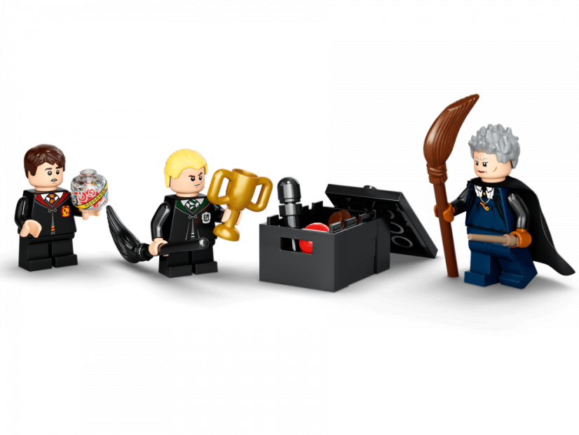 LEGO® Harry Potter 76395 Bradavice: první hodina létání