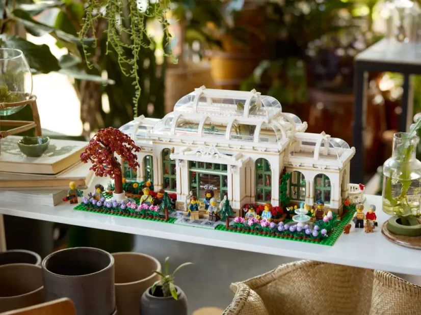 LEGO® IDEAS 21353 Botanická zahrada