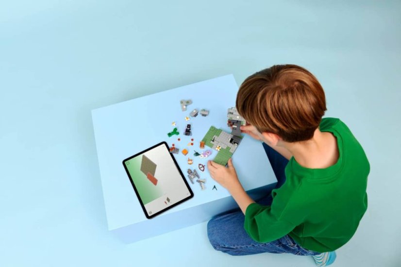 LEGO® Minecraft® 21586 Bledá záhrada