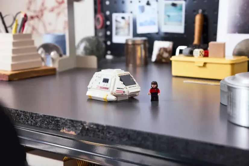 LEGO® ICONS 40768 Star Trek: Type-15 Shuttlepod™