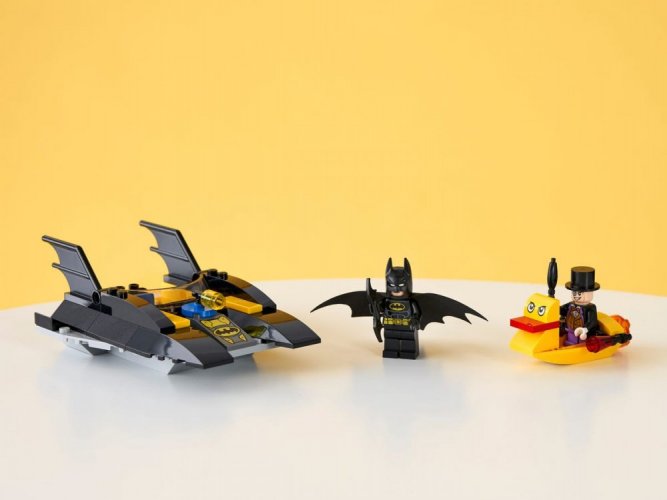 LEGO® Super Heroes 76158 Pronásledování Tučňáka v Batmanově lodi