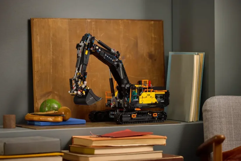 LEGO® Technic 42215 Bagr Volvo EC500 Hybrid