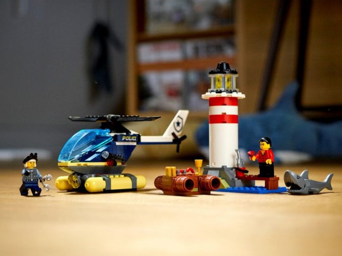 LEGO® City 60274 Elitní policie zasahuje u majáku