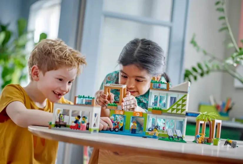 LEGO® City 60365 Bytový komplex
