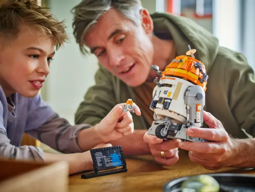 LEGO® Star Wars 75416 Astro-droid Chopper (C1-10P)