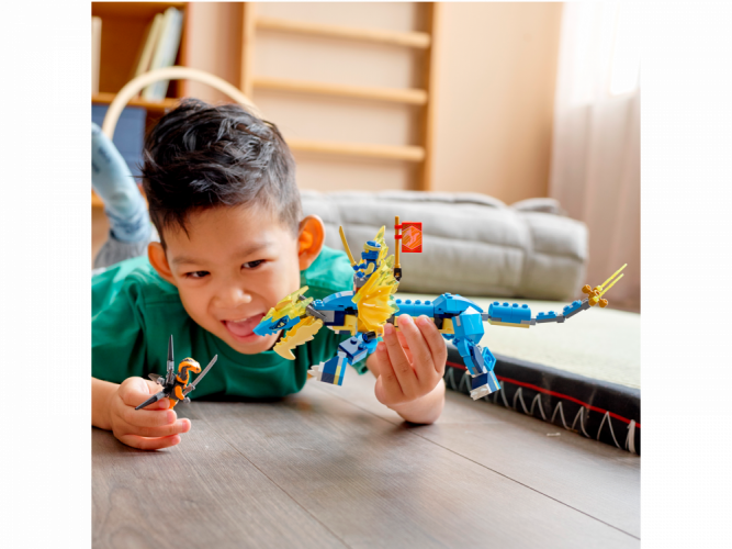 LEGO® Ninjago 71760 Jayův bouřlivý drak