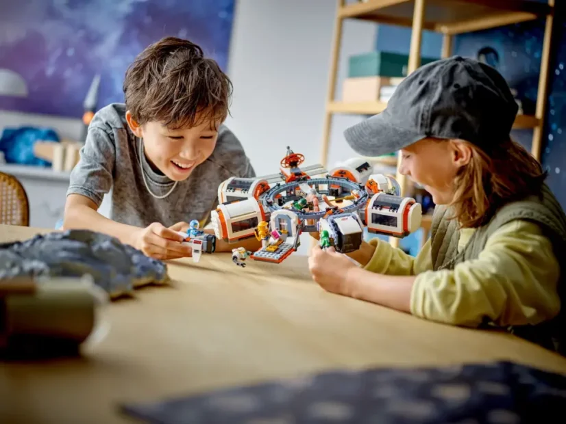 LEGO® City 60433 Modulární vesmírná stanice