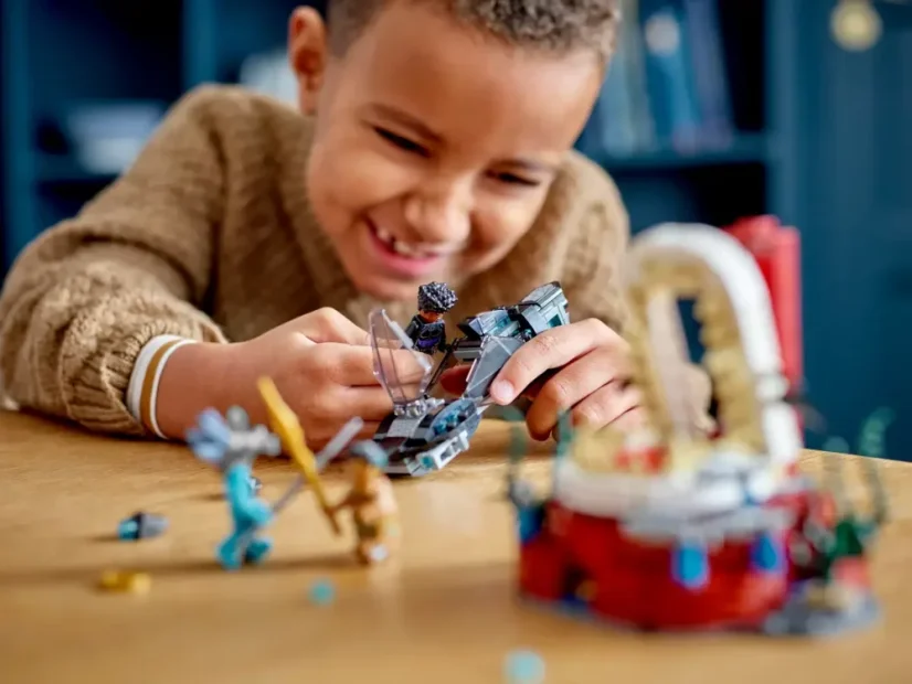 LEGO® 76213 Trónna sieň kráľa Namora