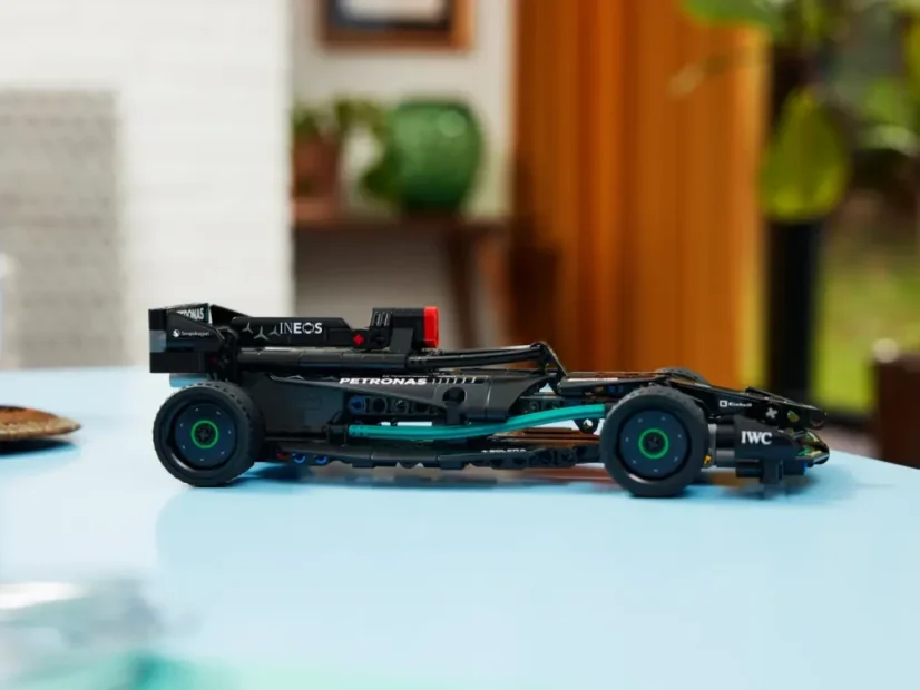 LEGO® Technic 42165 Mercedes-AMG F1 W14 E Performance Pull-Back