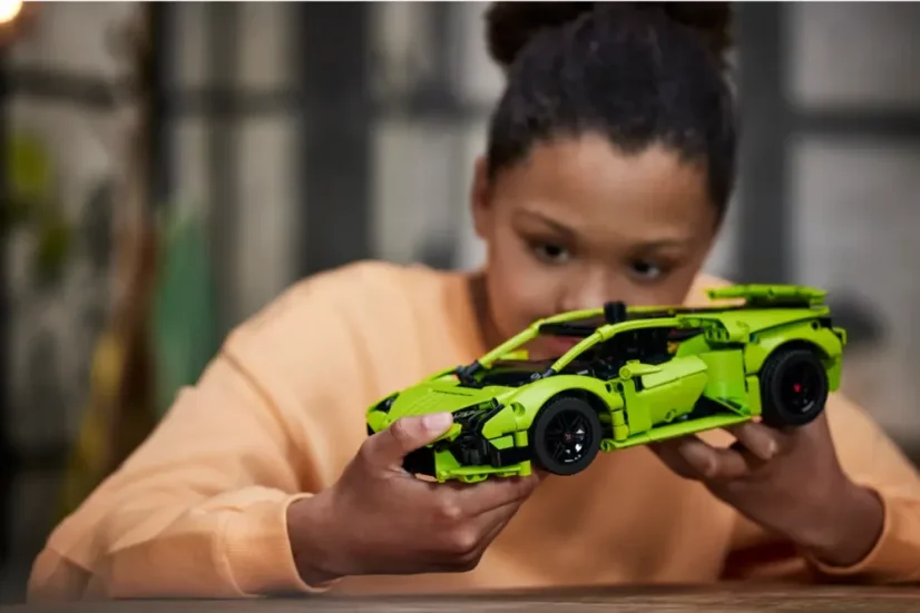 LEGO® Technic 42161 Lamborghini Huracán Tecnica