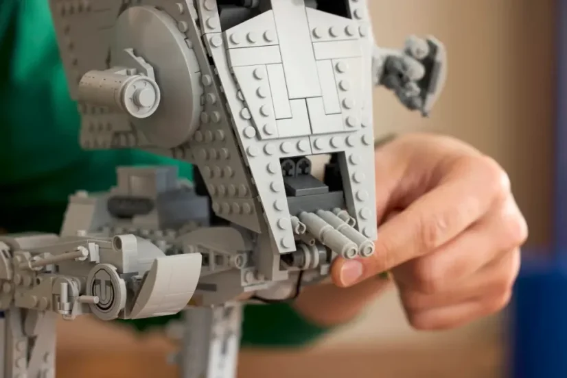 LEGO® Star Wars™ 75417 Chodec AT-ST™