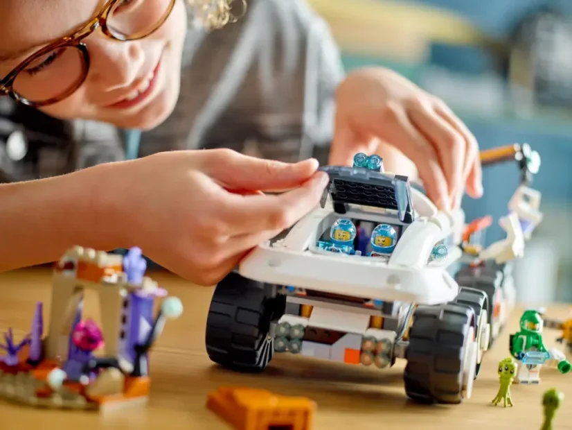 LEGO® City 60432 Veliteľské vesmírne vozidlo a žeriavový nakladač