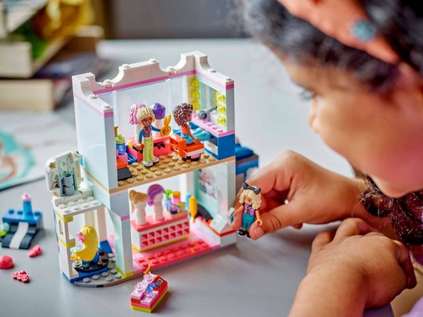 LEGO® Friends 42662 Hair Salon and Accessories Store