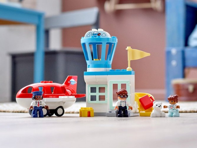 LEGO® DUPLO 10961 Letadlo a letiště