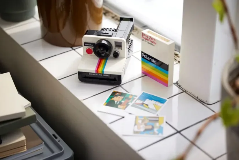 LEGO® Ideas 21345 Polaroid OneStep SX-70 Camera