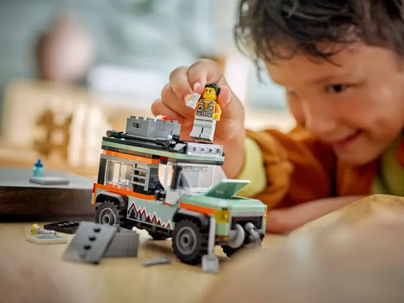 LEGO® City 60447 Terénne horské nákladné auto 4x4