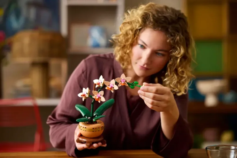 LEGO® Botanicals 10343 Mała orchidea
