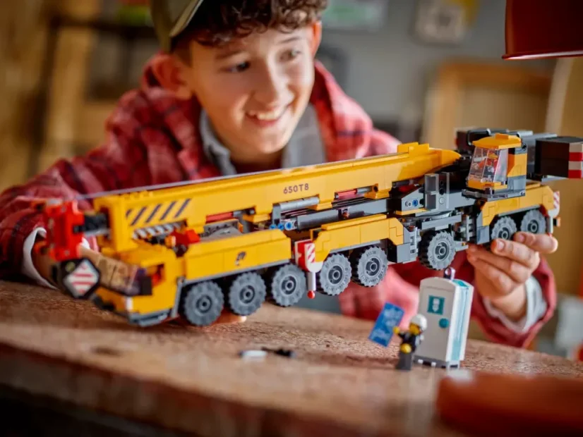 LEGO® City 60409 Žlutý pojízdný stavební jeřáb