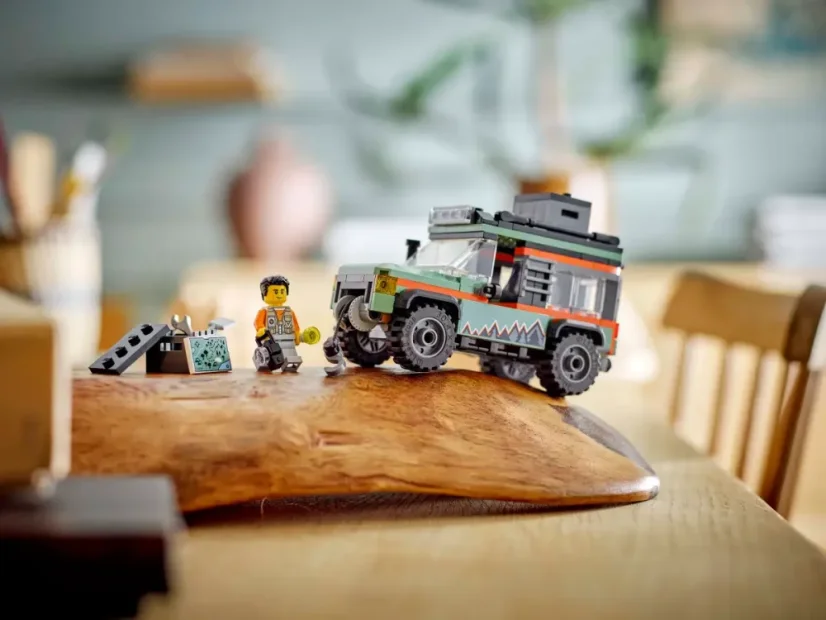 LEGO® City 60447 Górska terenówka 4x4