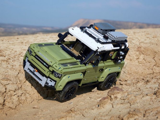 LEGO® Technic 42110 Land Rover Defender DRUHÁ JAKOST