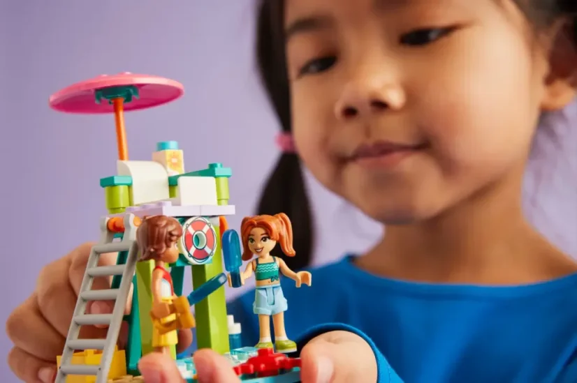 LEGO® Friends 42623 Plážový skútr