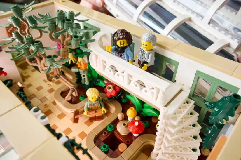 LEGO® IDEAS 21353 Botanická zahrada