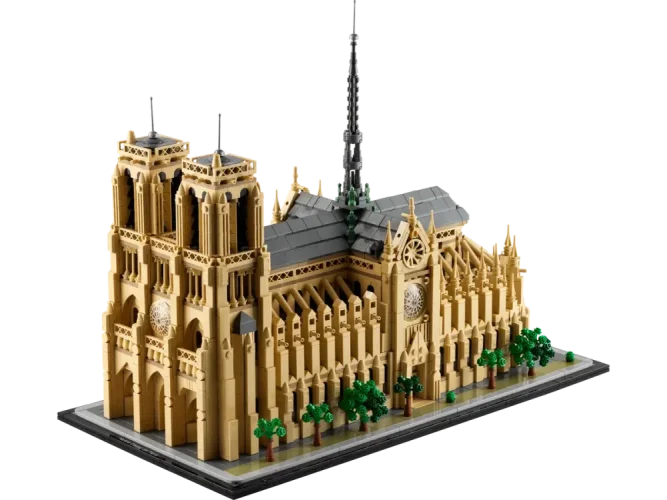 LEGO Architecture 21061 Notre Dame v Paříži