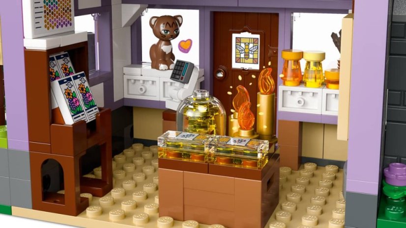 LEGO® Friends 42669 Dům včelařů a květinová zahrada