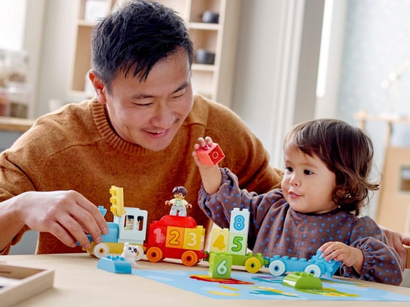 LEGO® DUPLO 10954 Pociąg z cyferkami — nauka liczenia