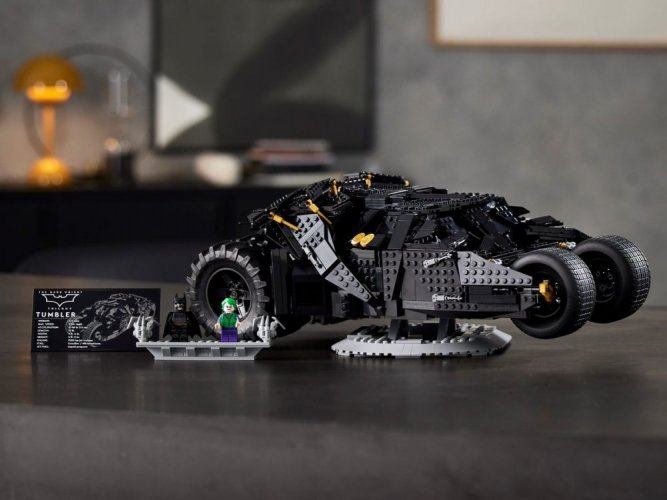 LEGO® Batman 76240 Batmobile™ Tumbler