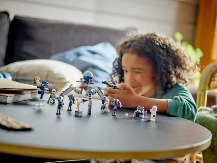 LEGO® Star Wars 75372 Zestaw bitewny z żołnierzem armii klonów™ i droidem bojowym™