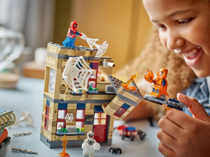 LEGO® Marvel 76317 Mieszkanie Petera Parkera