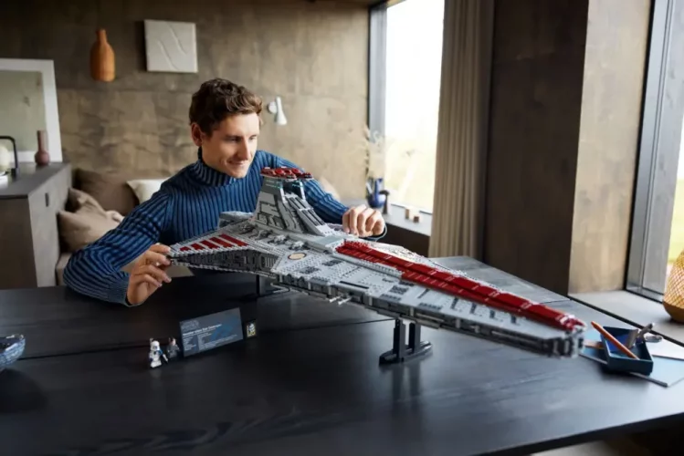 LEGO® Star Wars™ 75367 Útočný křižník Republiky třídy Venator