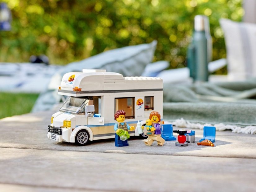 LEGO® City 60283 Prázdninový karavan