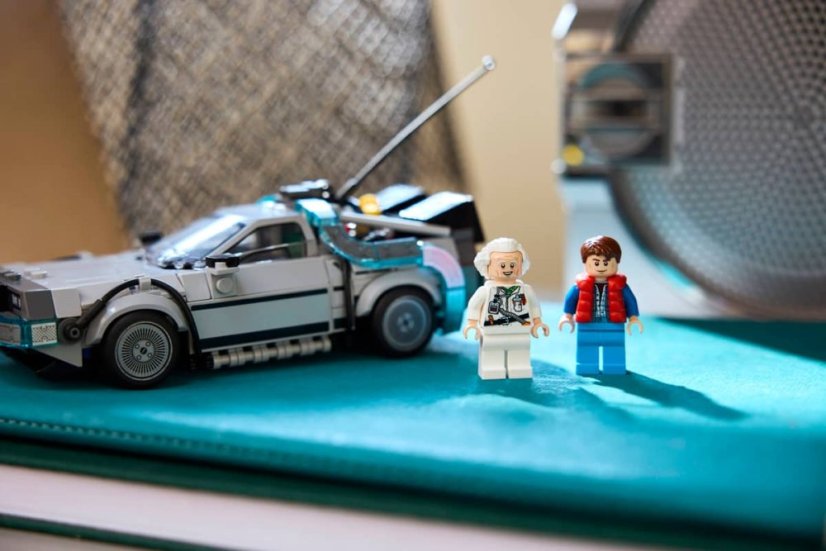 LEGO® Speed Champions 77256 Stroj času z filmu Návrat do budoucnosti