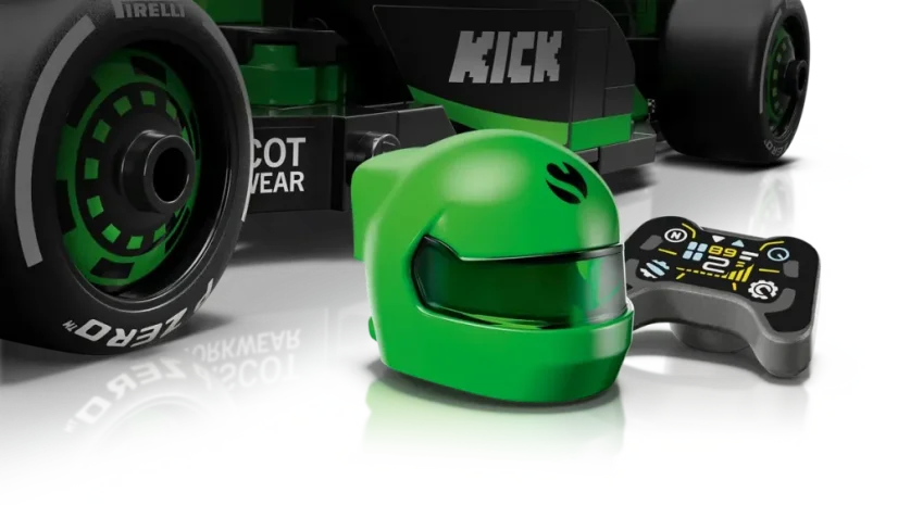 LEGO® Speed Champions 77247 Pretekárske auto KICK Sauber F1® Team C44