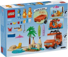 LEGO® Bluey 11202 a rodinný výlet autom na pláž