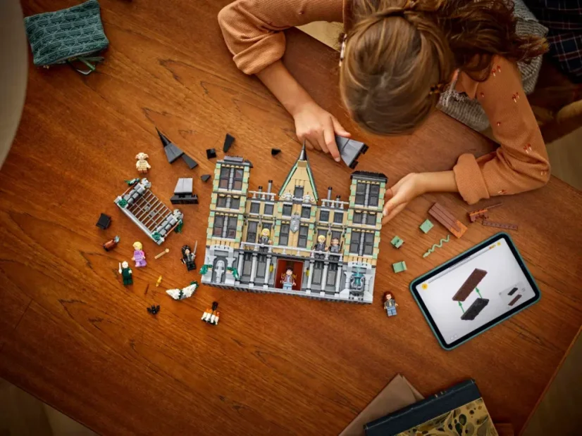 LEGO® Harry Potter™ 76453 Sídlo rodu Malfoyů
