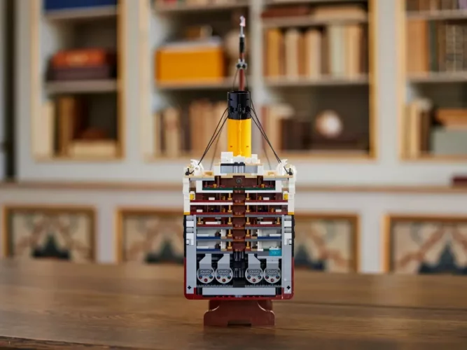 LEGO® Creator 10294 Titanic