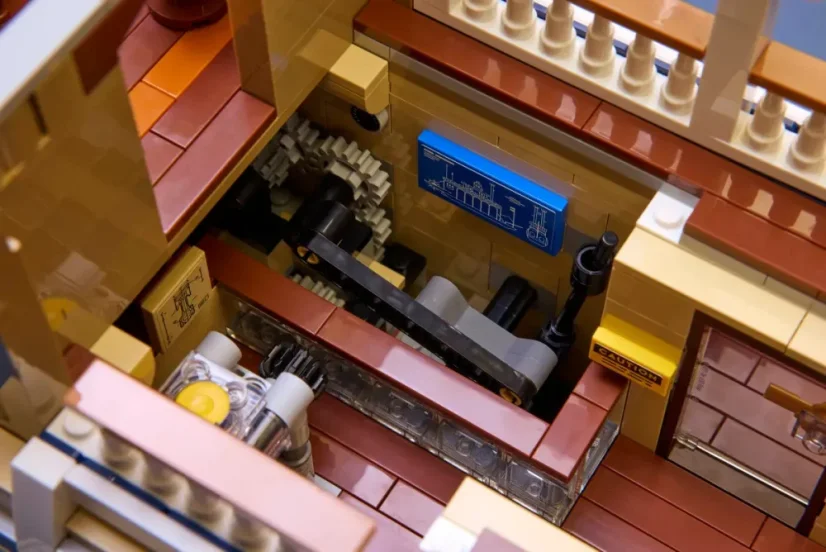 LEGO® Ideas 21356 Riečny parník